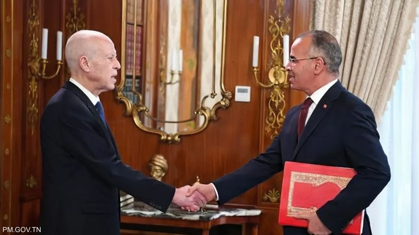 إقالة رئيس الحكومة في تونس!