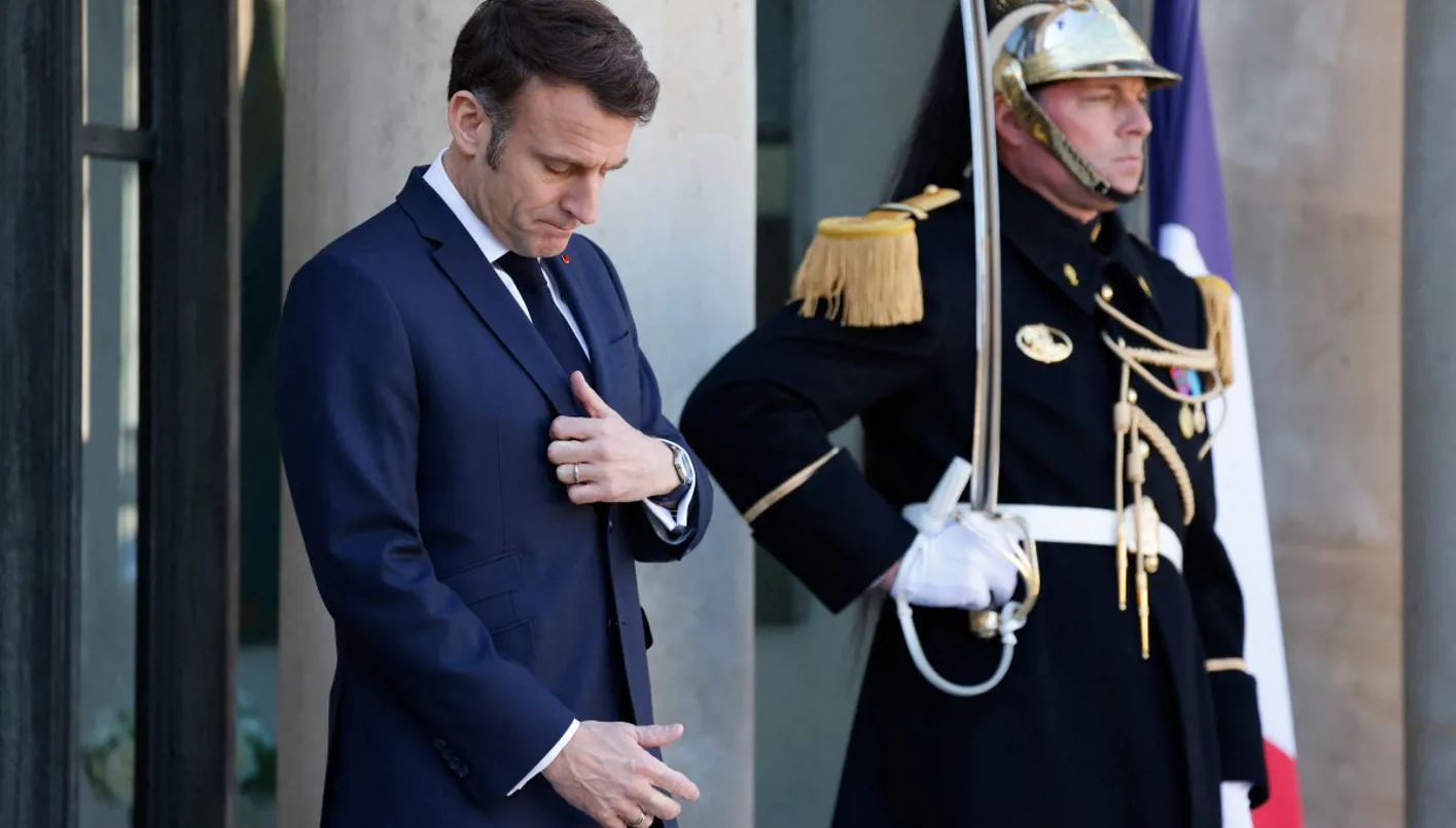 إيران تطلق سراح الفرنسي أوليفييه غروندو