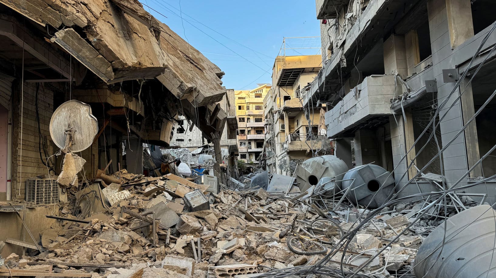 لبنان- لا حل ولا استقرار من دون نزع سلاح الحزب