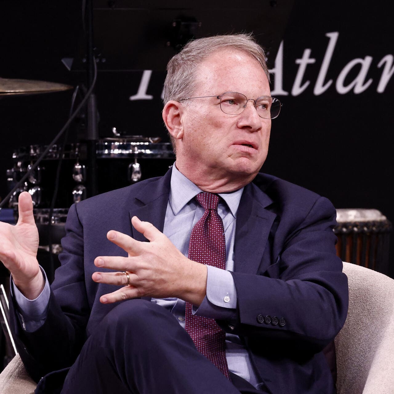 البيت الأبيض يعترف بإضافة جيفري غولدبرغ عن غير قصد إلى مجموعة رسائل مشفرة