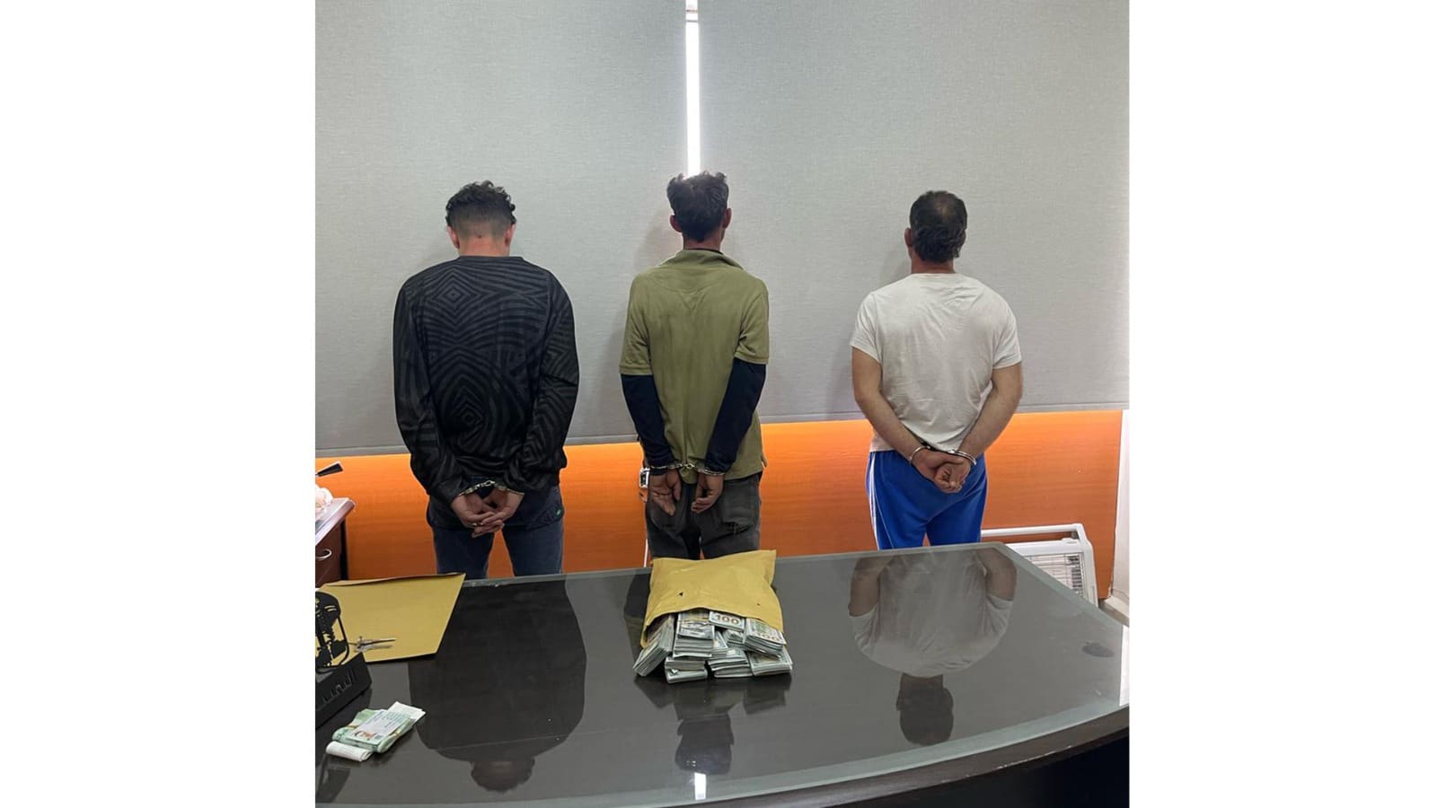 لبنان- سوريون سرقوا حوالي 300 ألف دولار من فيلا فوقعوا بقبضة الأمن