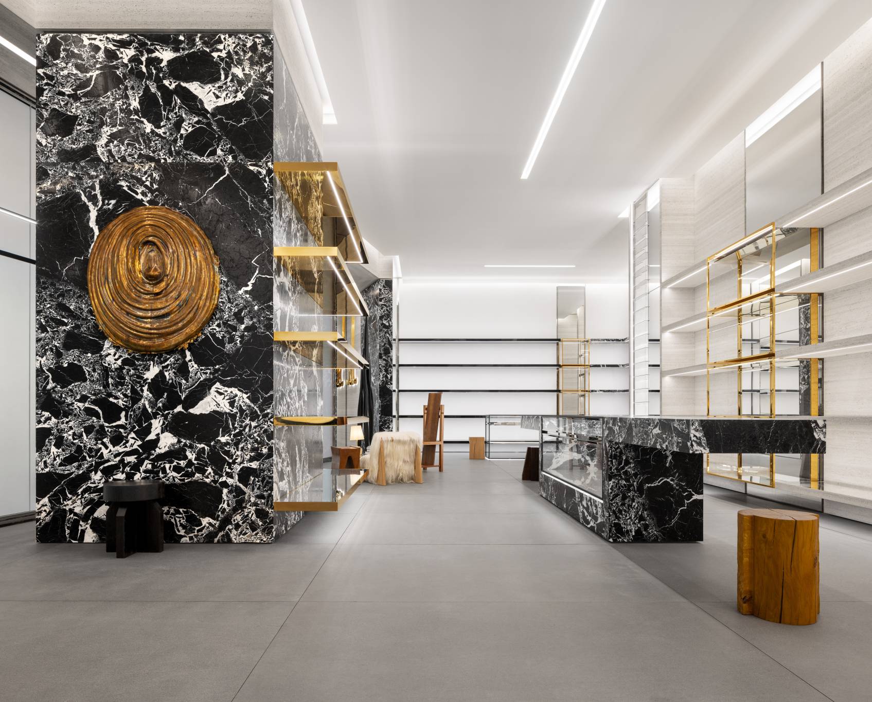 سيلين تتفتح متجرًا في السعودية وآخر في الكويت