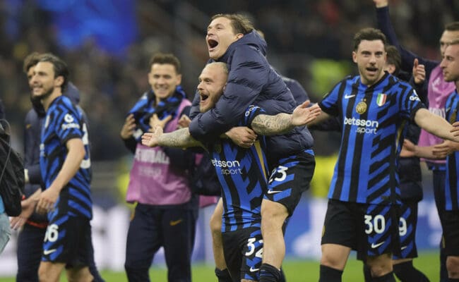 إنتر ميلان يفوز 5-2 على روما ويعزز صدارته للدوري الإيطالي