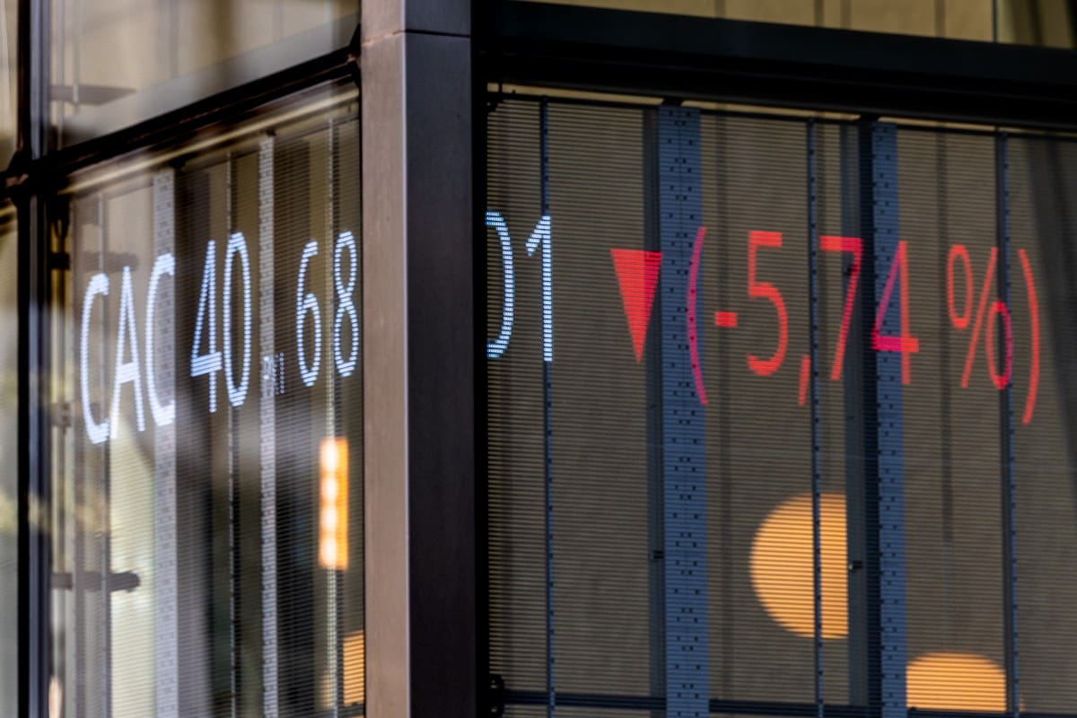 تراجع أسواق الأسهم الأوروبية بعد تهديد ترامب بفرض رسوم جمركية