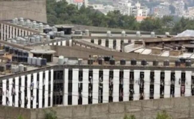 لبنان- بيروت ودمشق تتفقان على تسليم 300 موقوف سوري