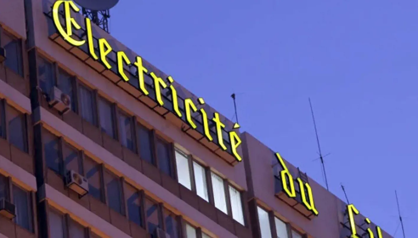 لبنان بلا كهرباء بعد صواعق عنيفة ضربت الشبكة