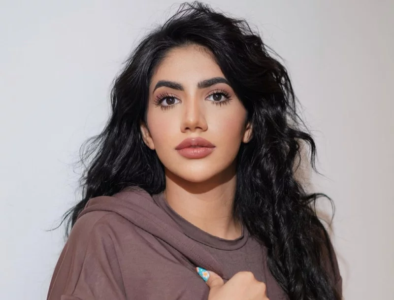 نور ستارز تتألق في رحلة زفافها بألماس "غايا" المستدام من داماس