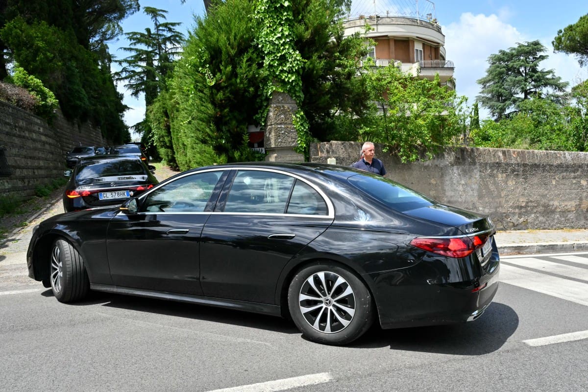 انطلاق الجولة الخامسة من المحادثات النووية غير المباشرة بين إيران والولايات المتحدة في روما