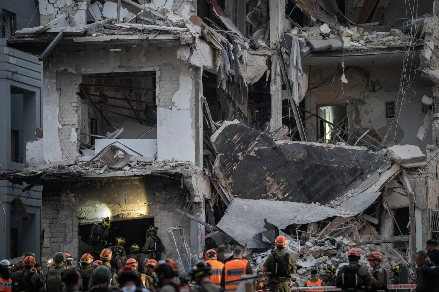 هجمات إيرانية تستهدف إسرائيل: 4 قتلى وأكثر من 100 مصاب