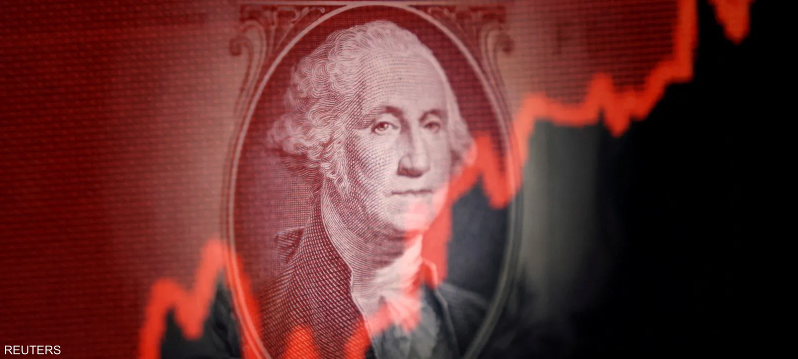 الدولار يتراجع لأدنى مستوى في 3 سنوات ونصف