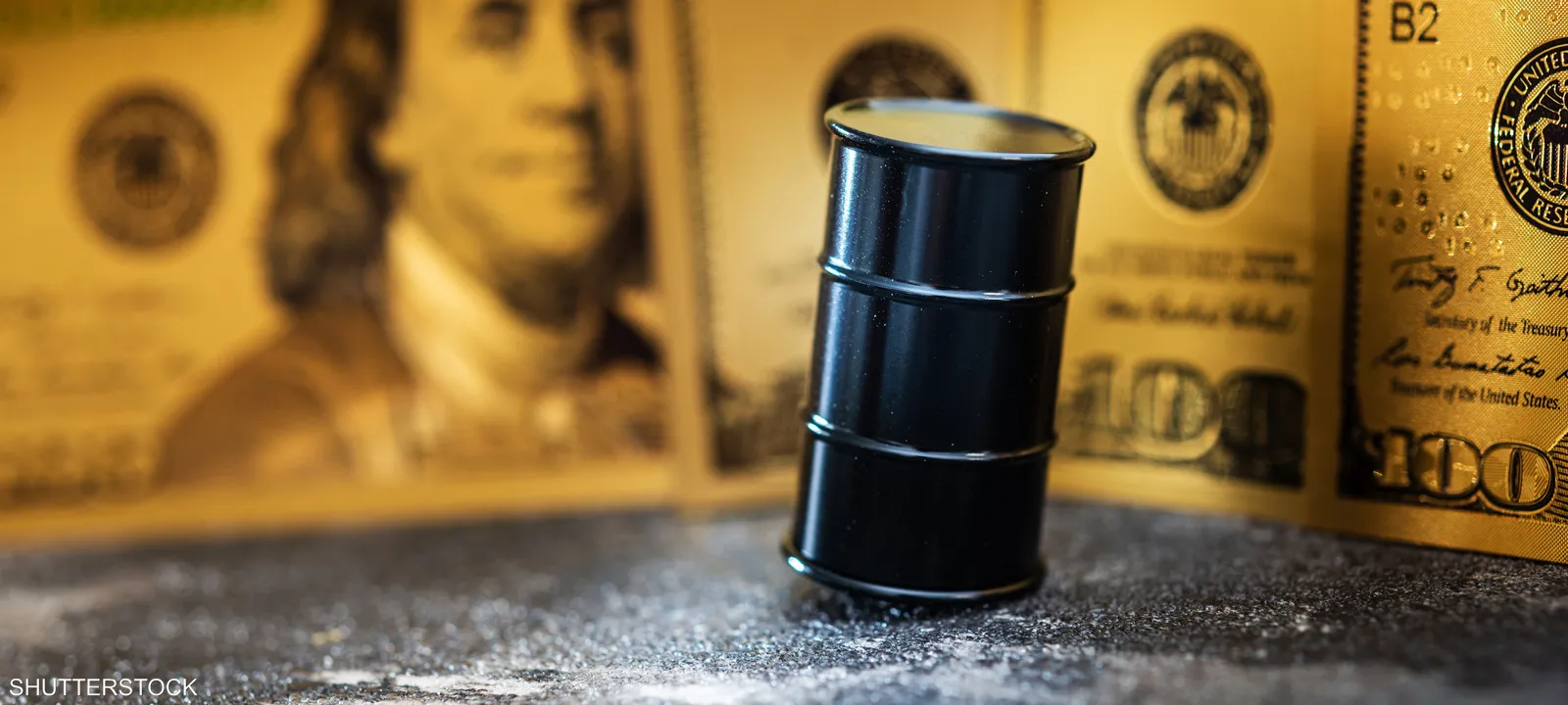 النفط يرتفع بدعم من تراجع المخزونات الأميركية وترقّب لتطورات الشرق الأوسط