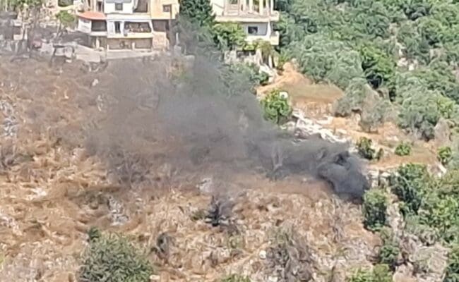لبنان- بالفيديو: صواريخ اعتراضية إسرائيلية للهجوم الإيراني تسقط في الجنوب وتسبب حريقًا — photo