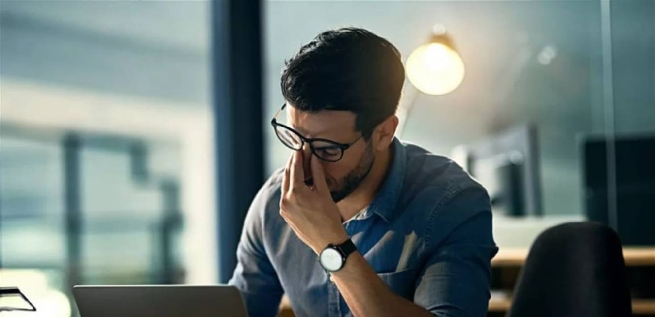 روتينك اليومي: عادات شائعة قد تضر بصحتك على المدى الطويل