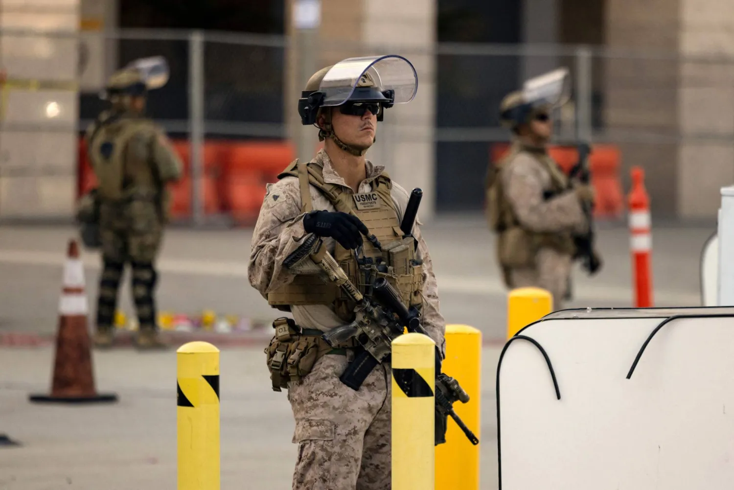 إحتجاجات الهجرة تهدأ في لوس أنجليس