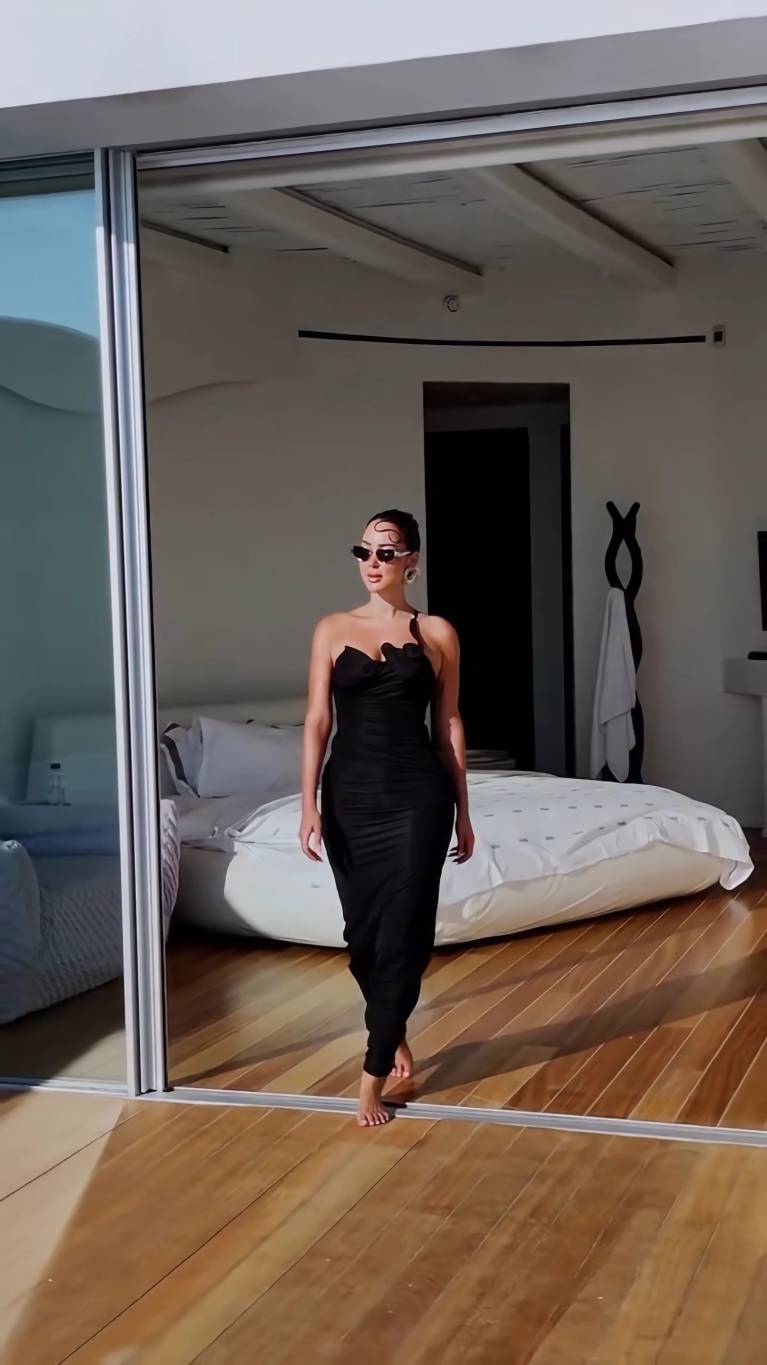 بسمة بوسيل بإطلالة ساحرة بالأسود الأنيق