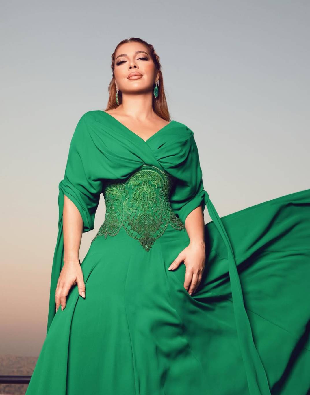 أصالة تخطف الأنظار في "جرش" بإطلالة ملوكية من كريكور جابوتيان