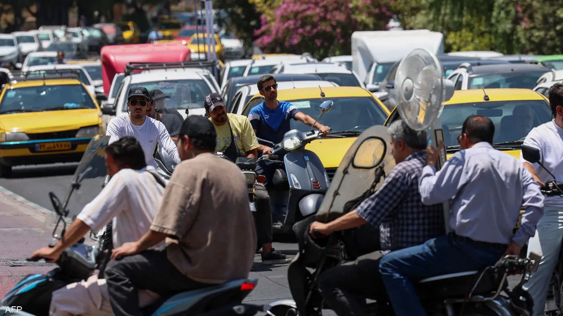 إغلاق المراحيض العامة في طهران بسبب شحّ المياه… واستياء شعبي من "قرار مجحف"