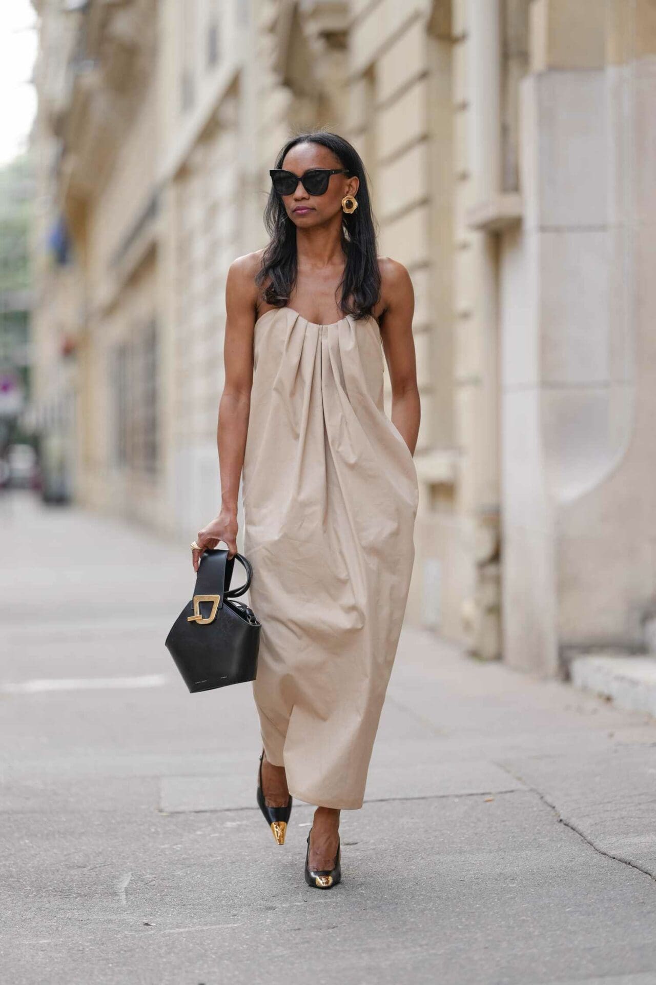 13 فكرة أنيقة لإطلالات حفلات الزفاف الصيفية: اختاري بإطلالة ذكية