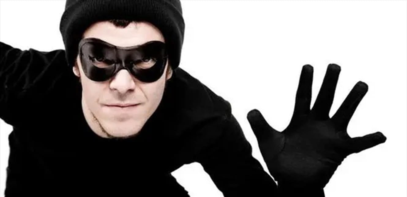 مصرع لص إثر سقوطه من الطابق الثالث أثناء محاولته الهروب