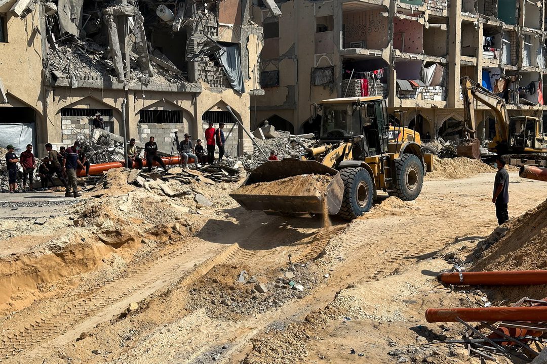 إسرائيل تسمح لحماس بالبحث عن جثث الأسرى في مناطق بالقطاع وسط تصاعد القصف على غزة