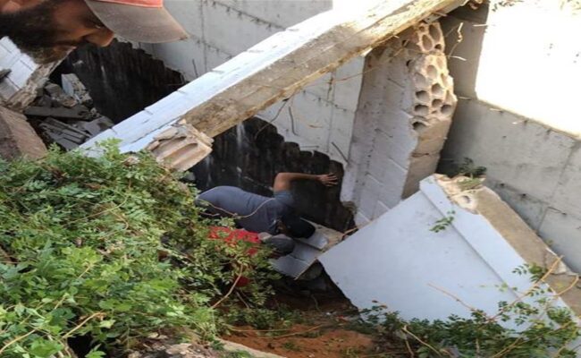 لبنان-انهيار جدار داخل ورشة بناء في طرابلس يُصيب عاملين سوريين