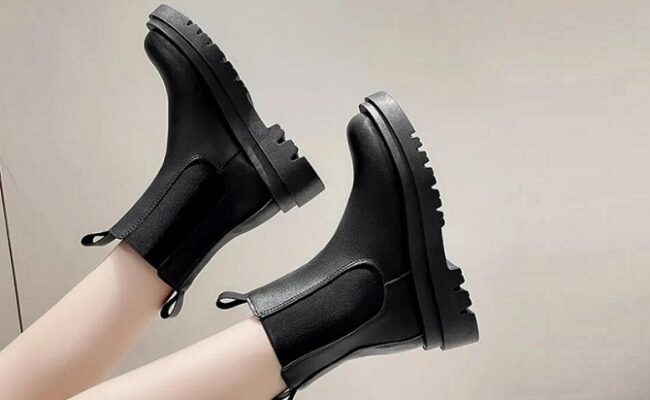 اتجاهات الأحذية الشتوية لعام 2026: تصاميم عصرية تجمع بين الأناقة والراحة