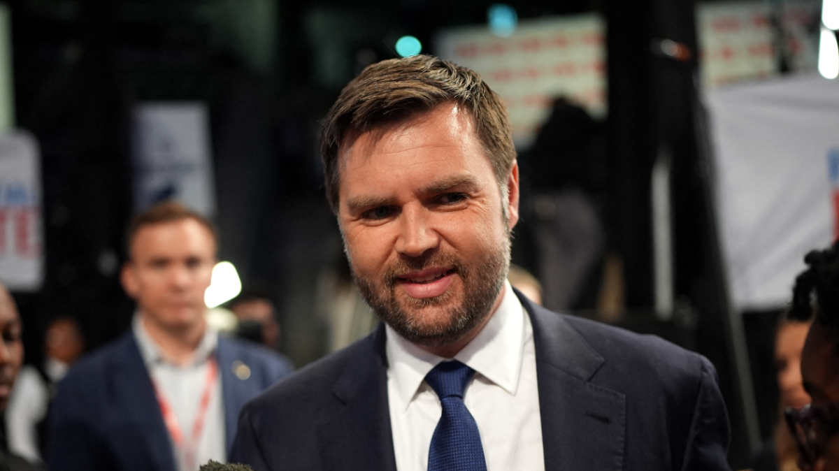 فانس: إيران لا تعترف ببعض خطوط ترامب الحمراء