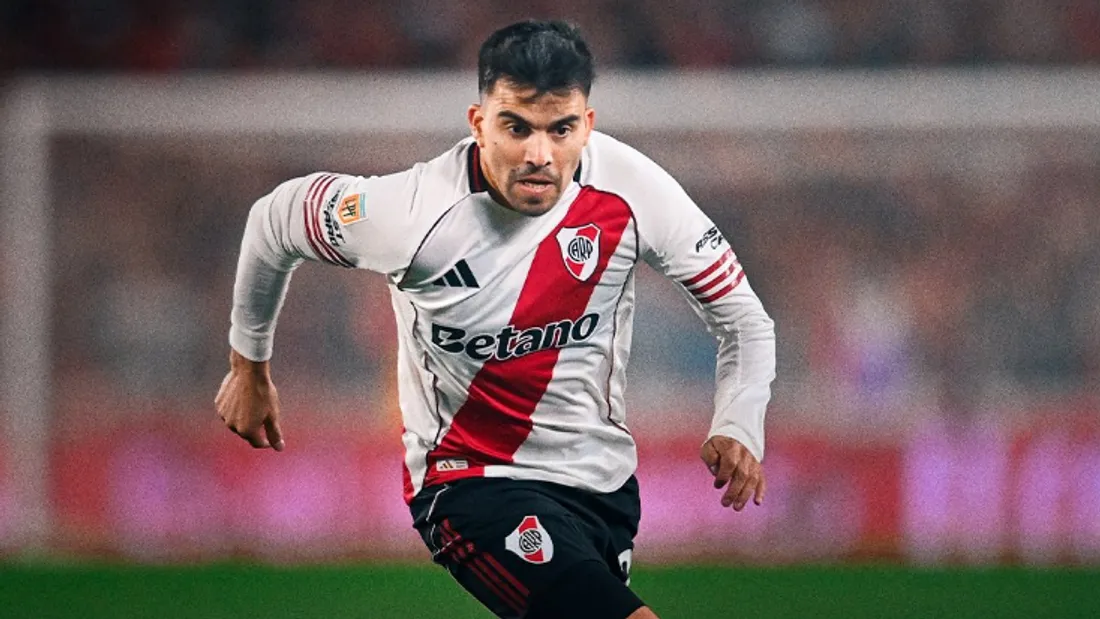 من بائع حلويات إلى قلب دفاع الأرجنتين… رحلة ملهمة للاعب لاوتارو ريفيرو