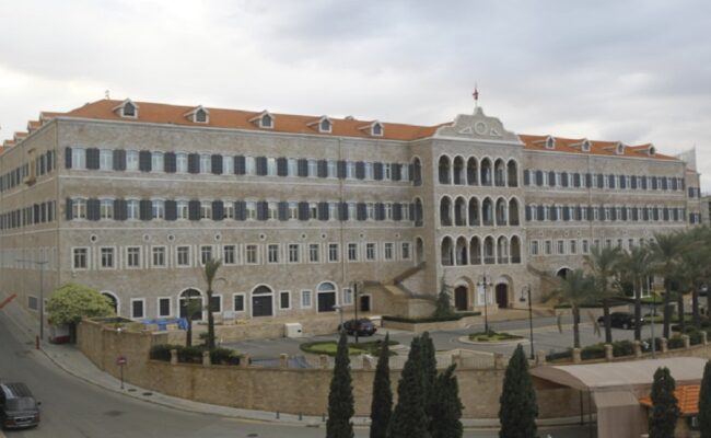 لبنان- مقررات مهمة لمجلس الوزراء تتضمن إعادة الإعمار وملف النازحين