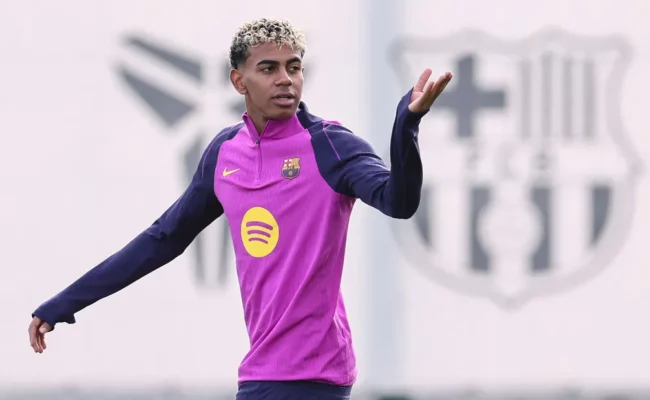 عائلة لامين يامال ترفض علاقة نجم برشلونة بصديقته الأرجنتينية نيكي نيكول