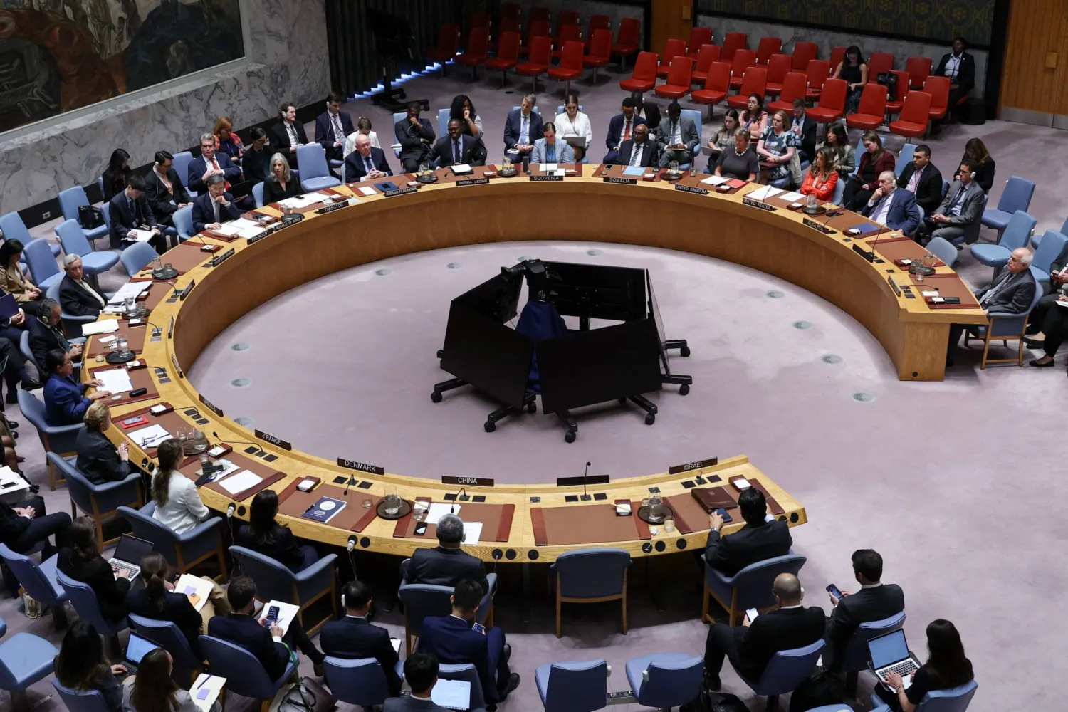 قرار أميركي "تاريخي": مجلس الأمن يوافق على خطة نشر قوة دولية في غزة