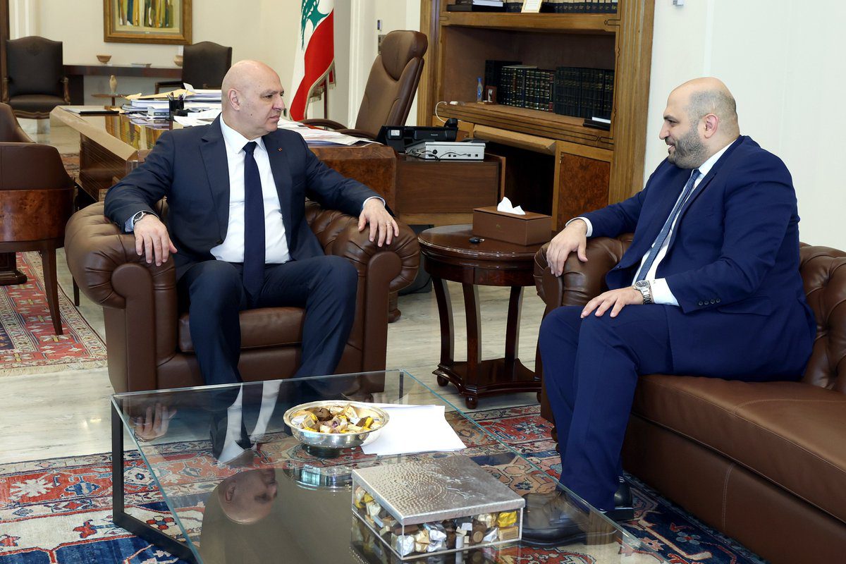 لبنان- وزير الصحة يعرض أمام الرئيس عون خطط تطوير القطاع الصحي