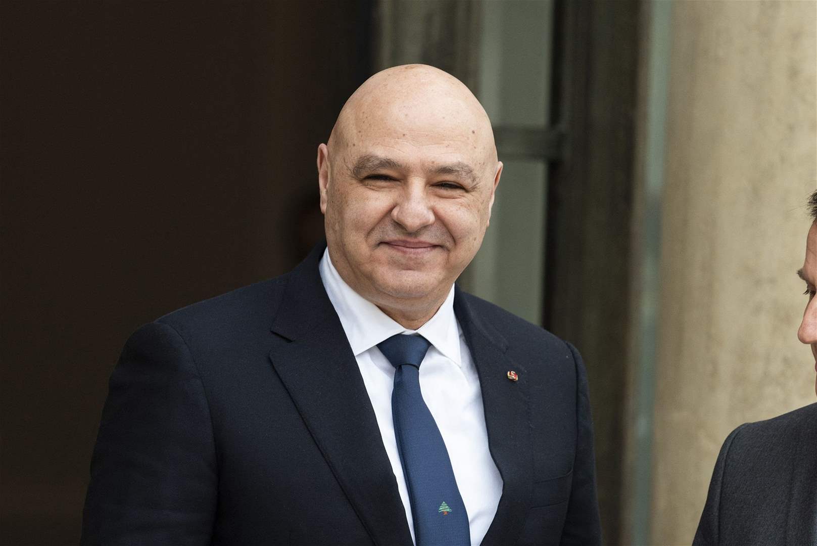 لبنان- الرئيس عون يعود إلى بيروت