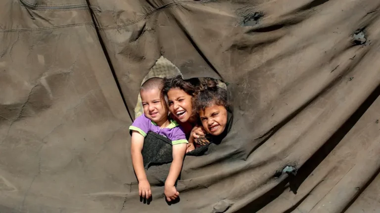 اليونيسف: إسرائيل تمنع دخول محاقن التطعيم وحليب الأطفال إلى غزة