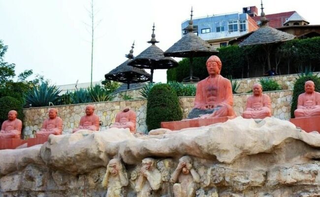 اختفاء رؤوس تماثيل في الحديقة اليابانية بحلوان يثير قلقاً على تراثها التاريخي