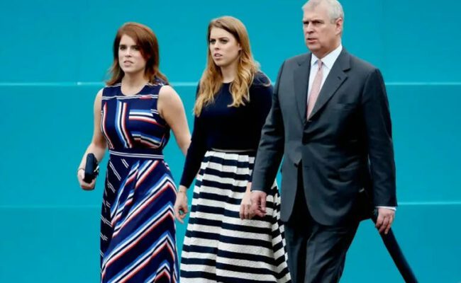 رغم تجريد الأمير أندرو من ألقابه.. ابنتاه بياتريس ويوجيني تحتفظان بمكانتهما الملكية