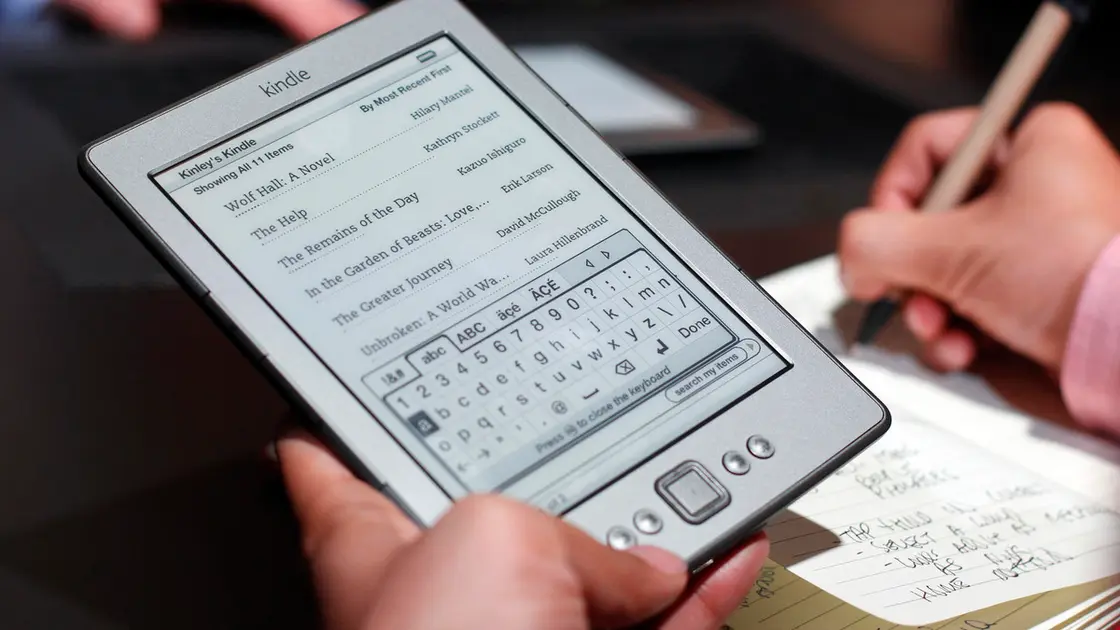 أمازون تطلق Kindle Translate: أداة ذكاء اصطناعي لترجمة الكتب الإلكترونية فورياً