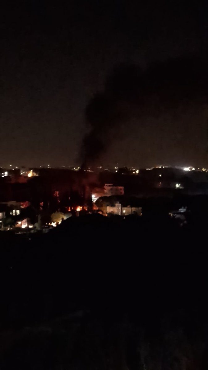 لبنان- بالصورة: غارة تستهدف سيارة في حومين الفوقا