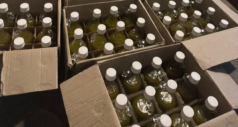 لبنان- بالصورة: ضبط زيت زيتون مهرّب