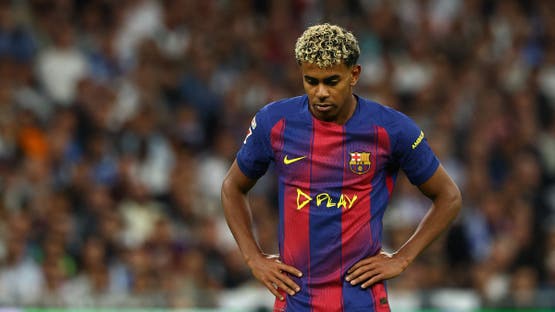برشلونة يقرر تقنين مشاركات لامين يامال حفاظًا على جاهزيته البدنية