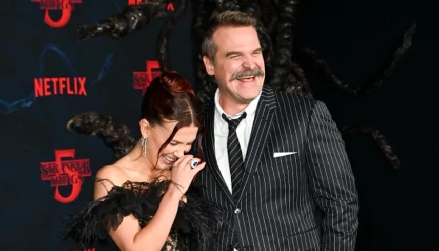 ميلي بوبي براون وديفيد هاربور يخطفان الأضواء في عرض Stranger Things 5