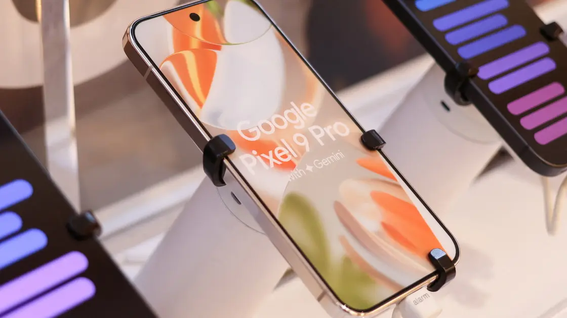 “غوغل” تُغضب مستخدمي بيكسل: عطل في المكالمات والشركة ترفض إصلاحه