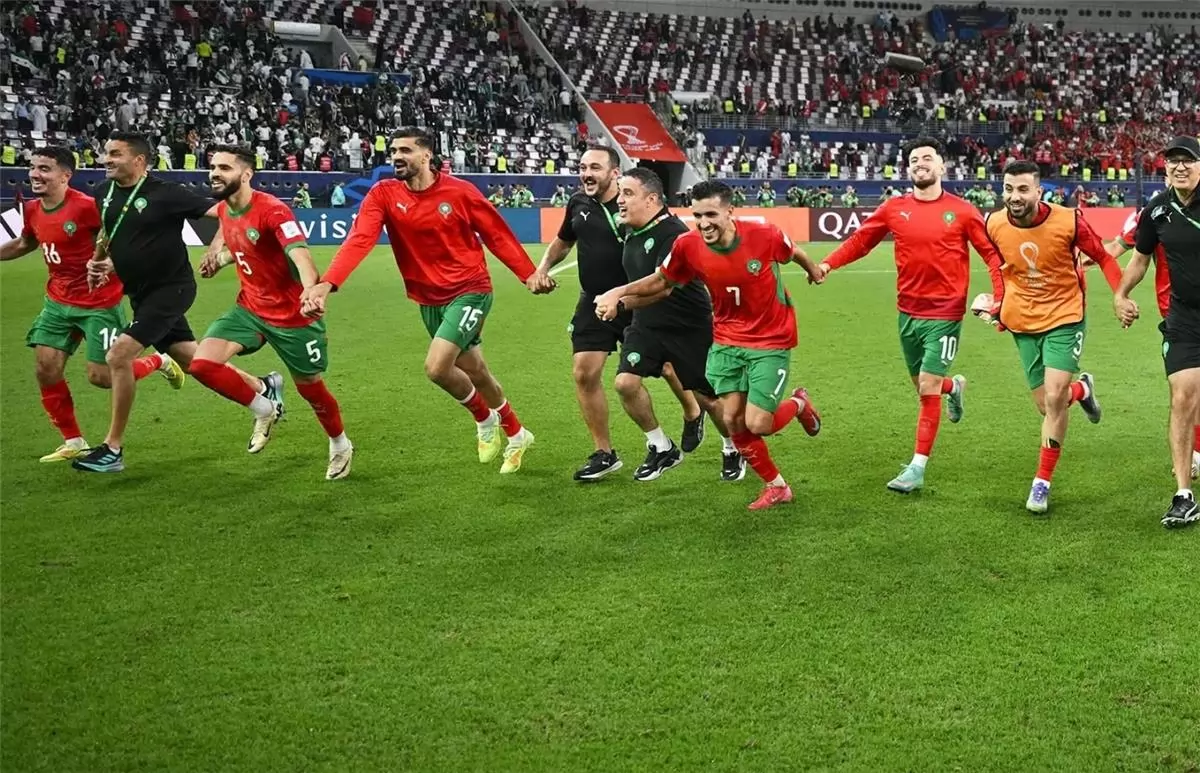 حمدالله يقود المغرب إلى نهائي كأس العرب بثلاثية في شباك الإمارات رغم حزن الفاجعة