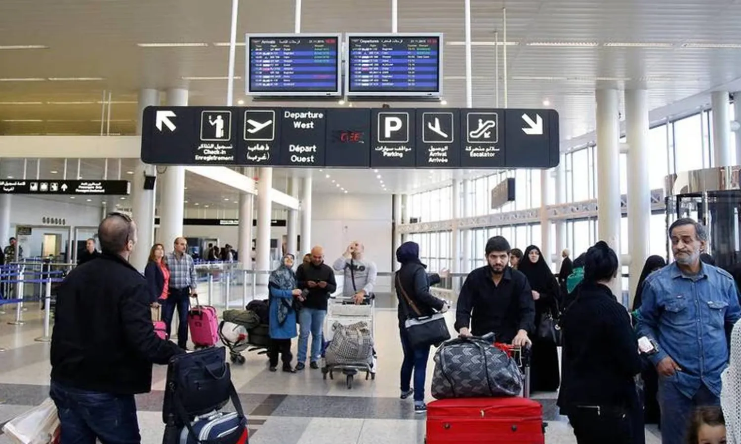 لبنان- مطار رفيق الحريري يستعيد زخمه: ارتفاع عدد الواصلين وزيادة الرحلات في الأعياد