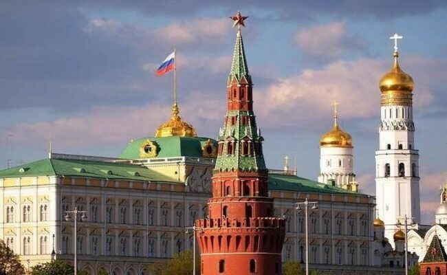 الكرملين: سوق الطاقة العالمي لن يستقر بدون النفط الروسي