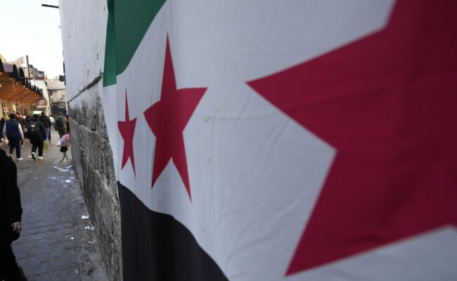 وزارة الدفاع السورية: تمديد مهلة وقف النار 15 يوماً