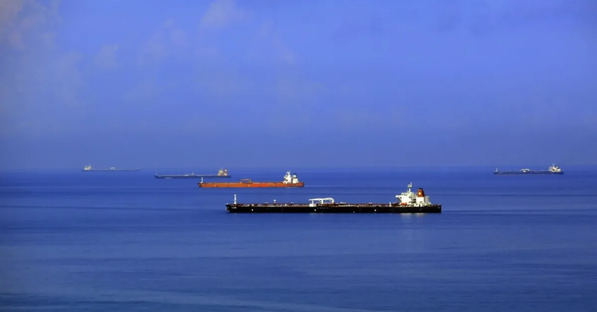 أزمة فنزويلا تتفاقم: واشنطن تحتجز ناقلة نفط… وتتّهمها بتمويل إيران و«الحزب»