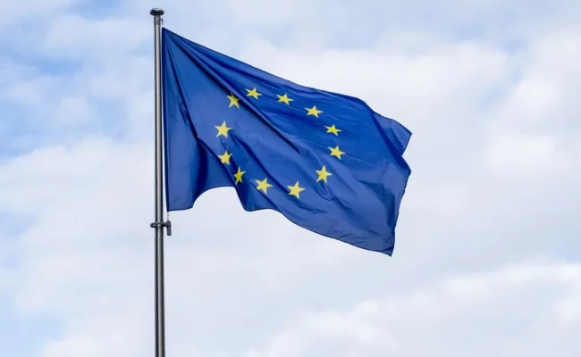 لبنان يوقع اتفاقات مع الاتحاد الأوروبي بنحو 132 مليون يورو