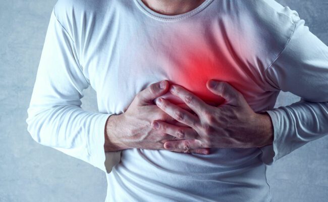 4 خطوات يومية لحماية القلب: وصفة خبير بريطاني لتجنّب الجلطات والنوبات القلبية