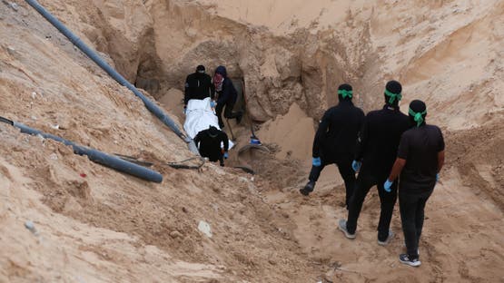 إسرائيل تتسلم عينات رفات رهينة من غزة وسط استمرار البحث عن جثث أخرى